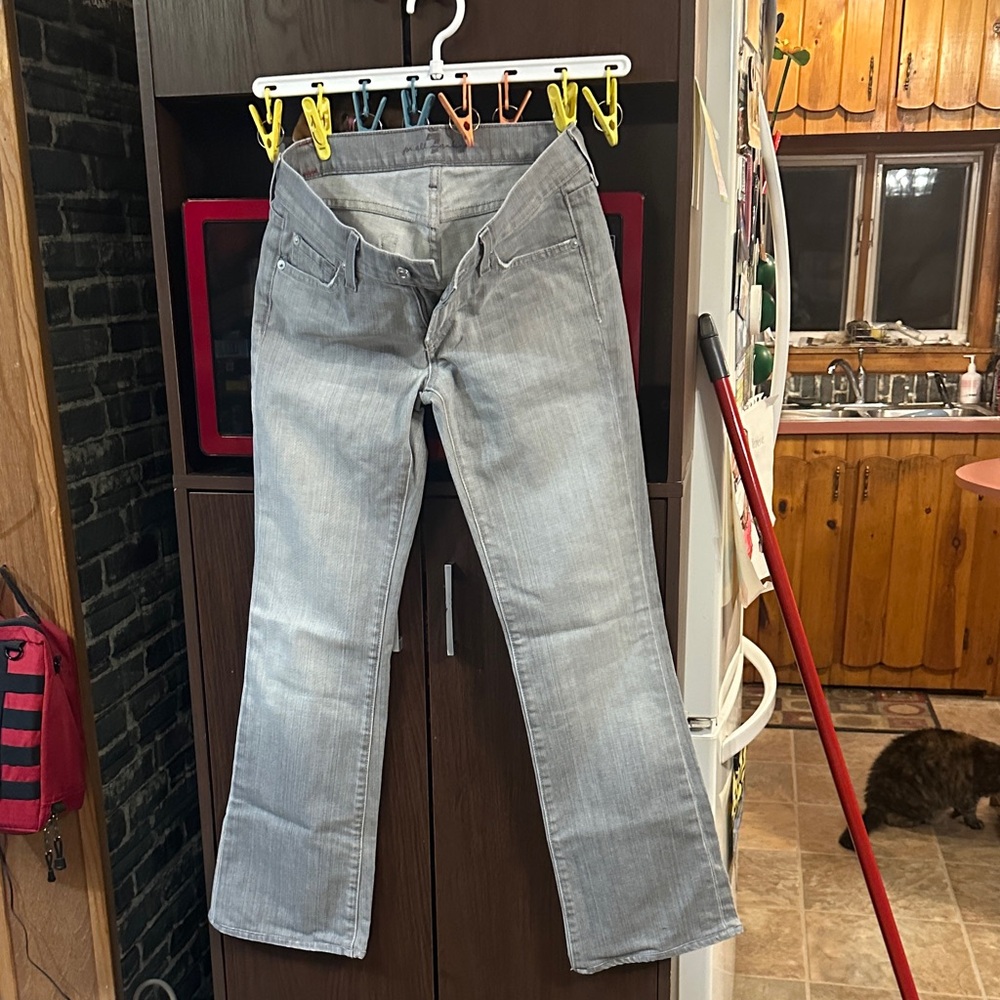 7 For All Mankind Light Gray Boot Cut Jeans in size 26